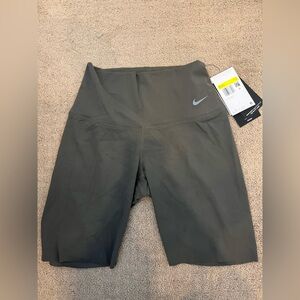 Nike Zenvy Legging shorts